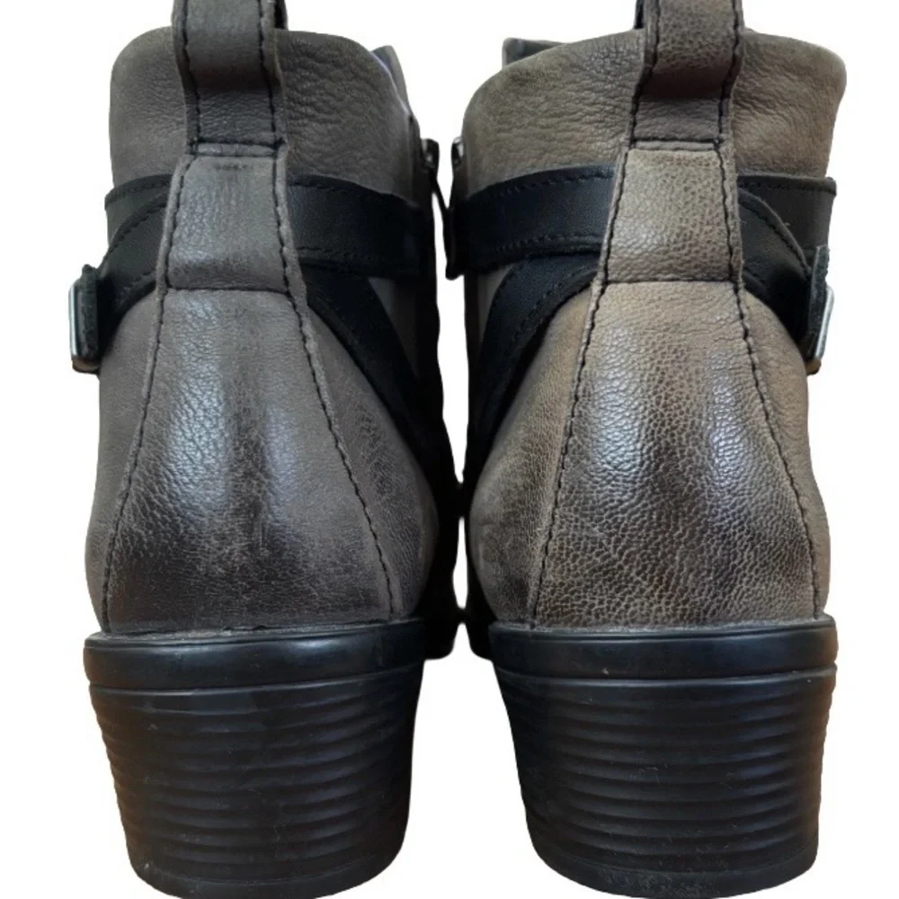 Bussola Antwerpen Alessia gray ankl boots WM US 7.5 EU 38 moto coastal